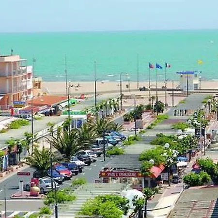 Daire T2 - 2 A 4 Personnes - Vue Sur - 4cape2n10