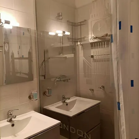 T2 - 2 A 4 Personnes - Vue Sur - 4cape2n10 Appartement